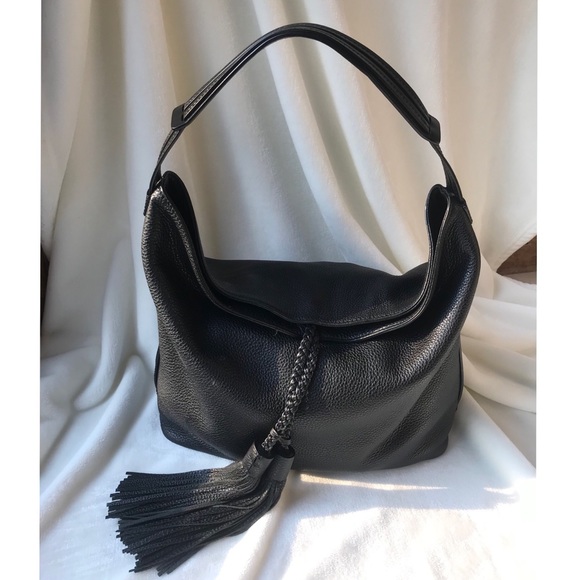 Rebecca Minkoff Handbags - 🎉HOST PICK🎉 Rebecca Minkoff Isobel Hobo in Black